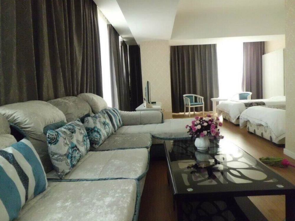 Zhenzhou Lantian Business Hotel Csengcsou Kültér fotó